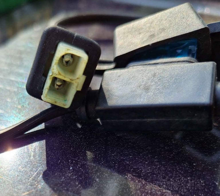 Motorcycle/Scooter permanent battery charging lead