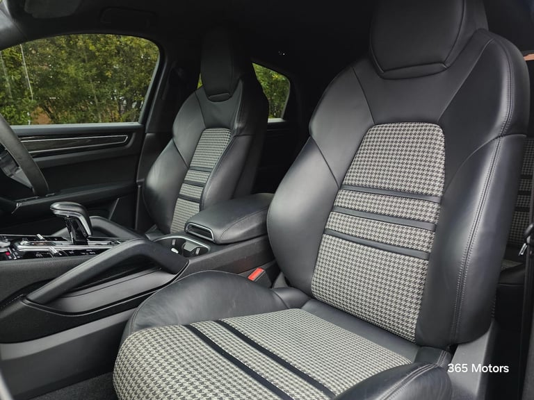 2019 Porsche Cayenne 3.0 V6 E-Hybrid 14.1kWh TiptronicS 4WD Euro 6 (s/s) 5dr (3.6kW Charger) ESTA...