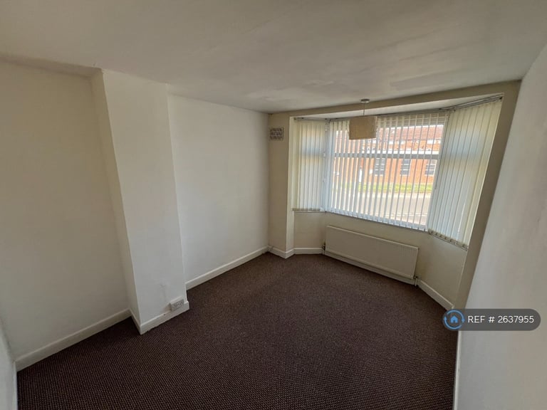3 bedroom house in Poitiers Road, Coventry, CV3 (3 bed) (#2637955)