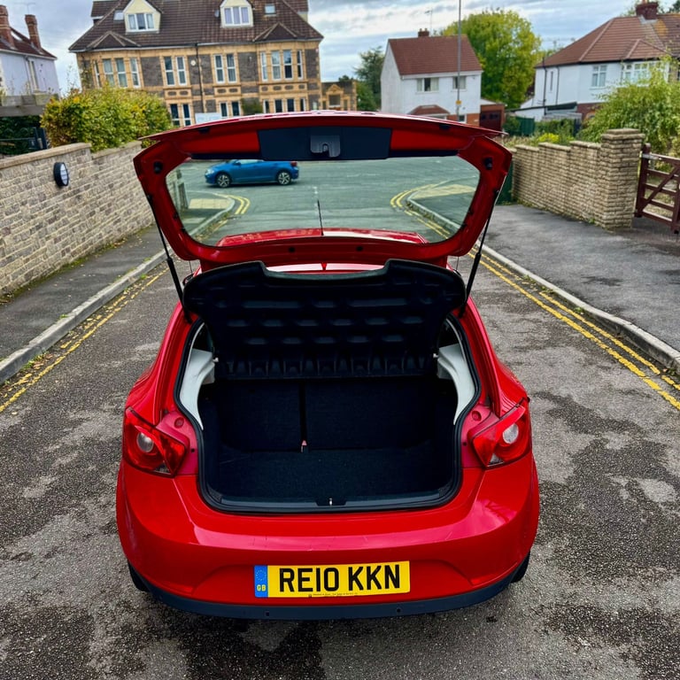 SEAT IBIZA 1.6 TDI 35£ ROAD TAX NEW MOT