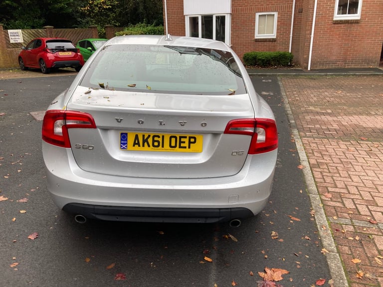 Volvo, S60, Saloon, 2011, Semi-Auto, 2400 (cc), 4 doors
