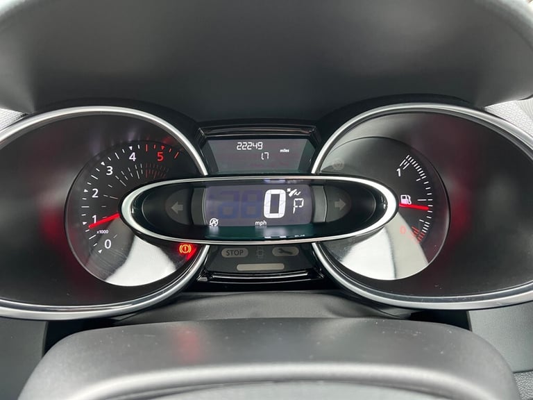2018 Renault Clio PLAY DCI Hatchback Diesel Automatic