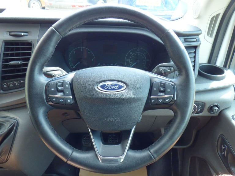 FORD TRANSIT 2.0 Transit Trend Van 350 L2 2.0L EcoBlue 130PS FWD 6 Speed Manual