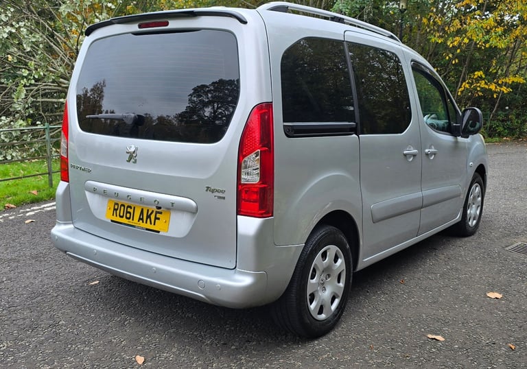 PEUGEOT PARTNER TEPEE AUTO 