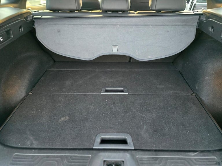 2019 Renault Kadjar 1.3 TCe Iconic SUV 5dr Petrol EDC Euro 6 (s/s) (140 ps) SUV Petrol Automatic