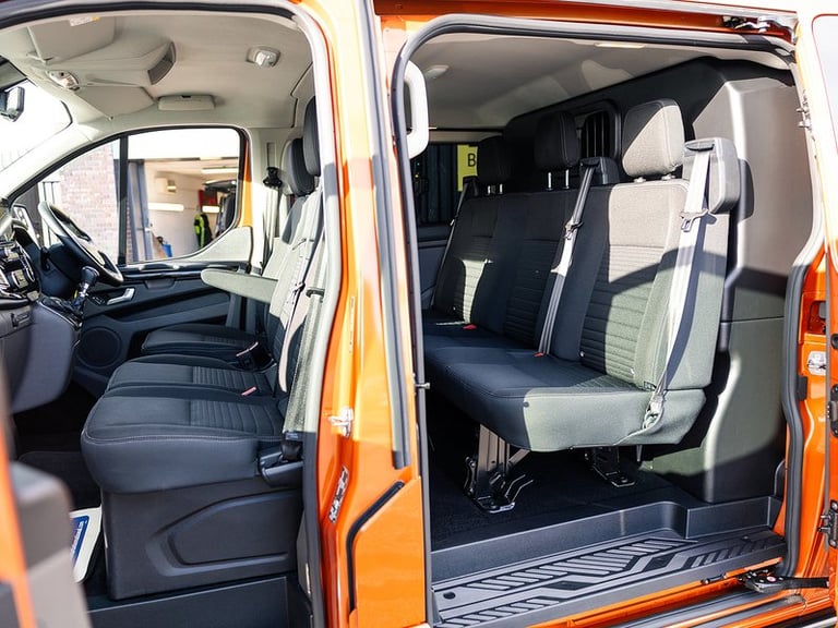 2022 Ford Transit Custom 2.0 EcoBlue 130ps Low Roof D/Cab Limited Van PANEL VAN DIESEL Manual