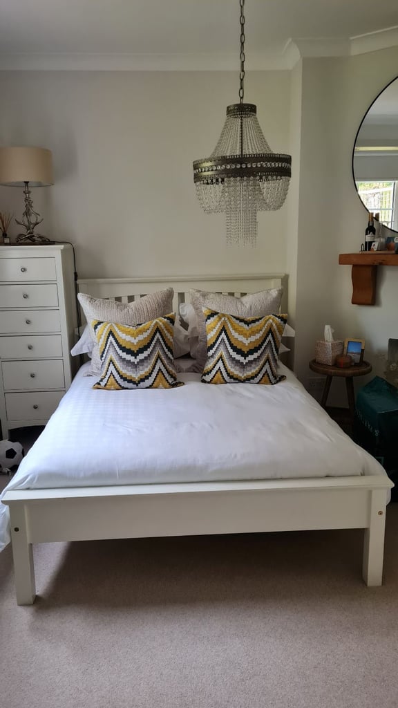 image for MARKS & SPENCERS HASTINGS DOUBLE BED