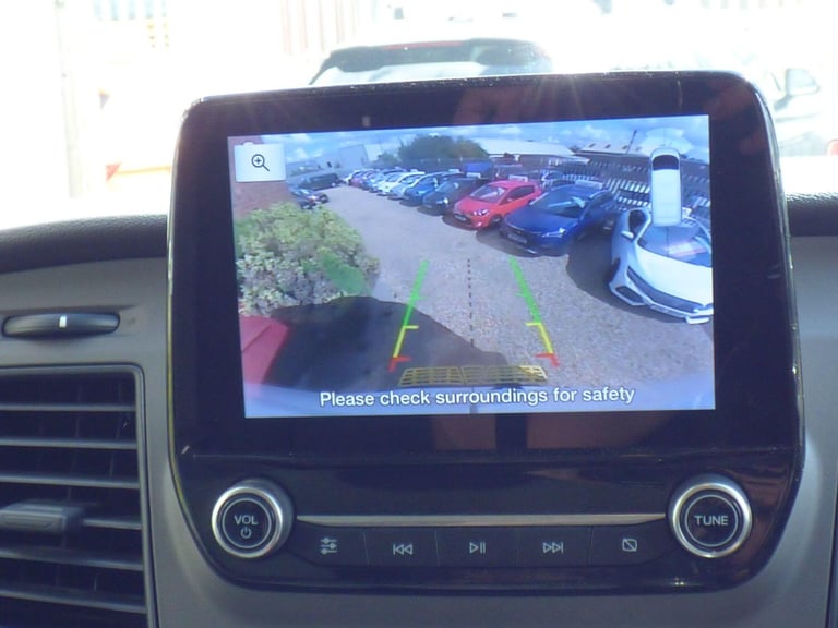 FORD TRANSIT 2.0 Transit Trend Van 350 L2 2.0L EcoBlue 130PS FWD 6 Speed Manual