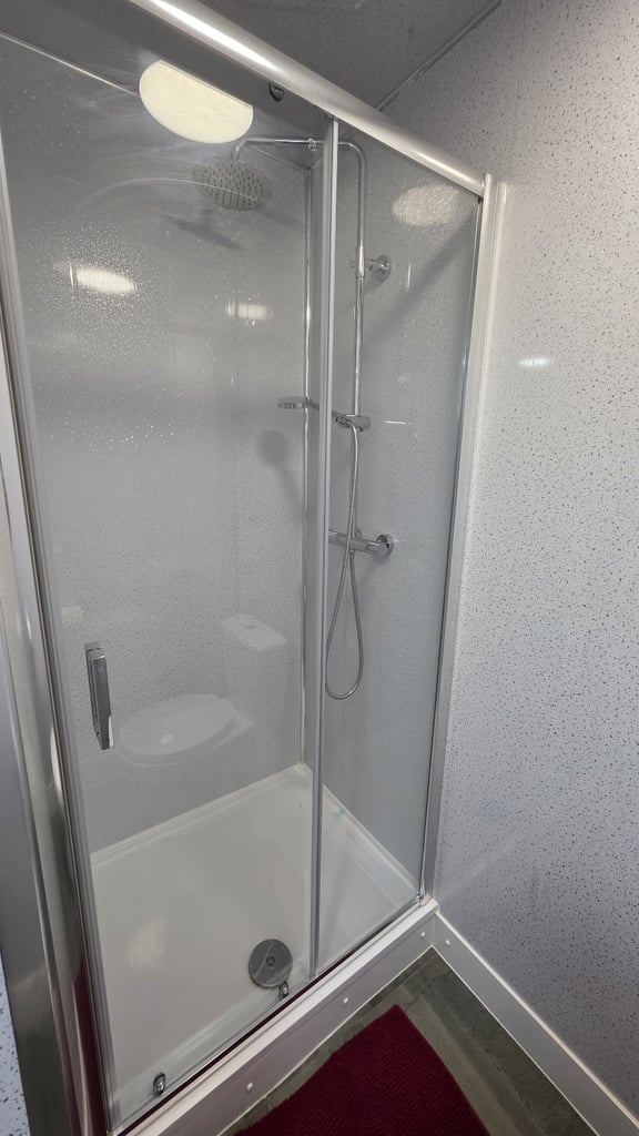 En-suite Studios available for rent short or long term 