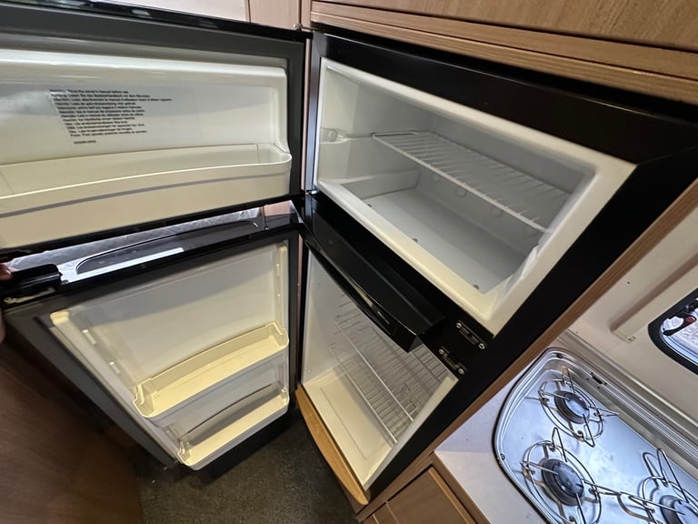 Adria sunliving fixed bed low miles under 3500kg