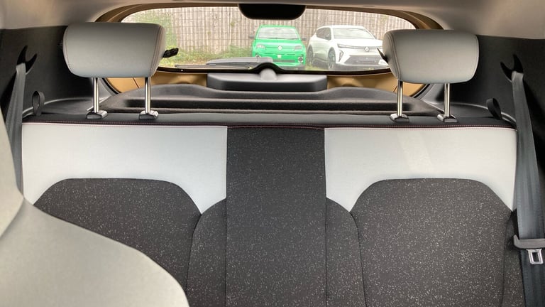 2025 Dacia Spring 27kWh Expression 65 48kW 5dr Auto Electric Hatchback Hatchback Electric Automatic