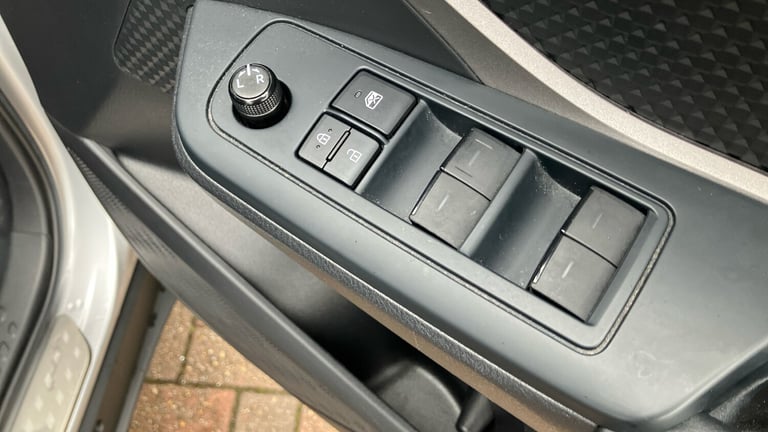 2022 Toyota C-HR 1.8 Hybrid Icon 5dr CVT Hybrid Hatchback Hatchback Hybrid Automatic