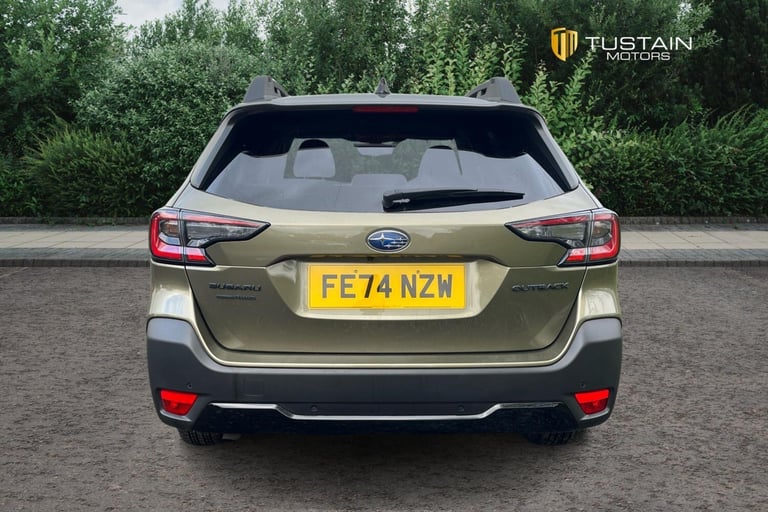 Subaru Outback 2.5i Field Estate 5dr Petrol Lineartronic 4wd Euro 6 s/s 169 Ps