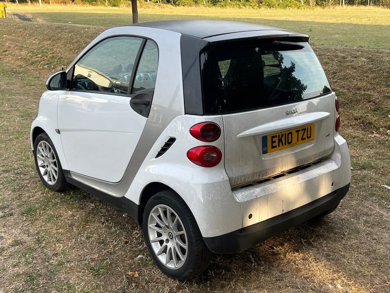2010 smart fortwo CDI Passion 2dr Softouch Auto [Luxury Pack] [2010] COUPE Diesel Automatic