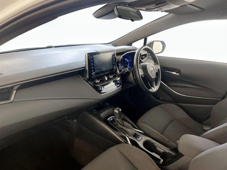 2022 Toyota Corolla 2.0 VVT-i Hybrid Icon 5dr CVT ESTATE PETROL/ELECTRIC Automatic
