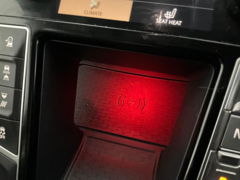 2024 Jaguar I-Pace 294kW EV400 R-Dynamic SE Black 90kWh 5dr Auto HATCHBACK ELECTRIC Automatic