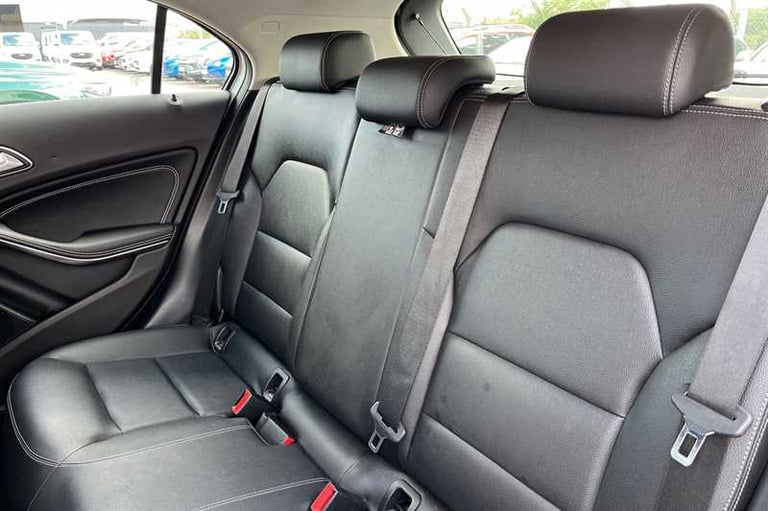 2018 Mercedes-Benz A-Class 1.5 A180d Sport (Premium) Hatchback 5dr Diesel 7G-DCT Euro 6 (s/s) (10...