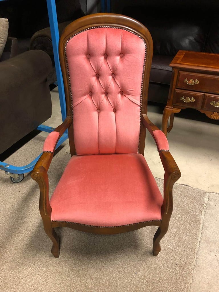 Vintage Style Chair 