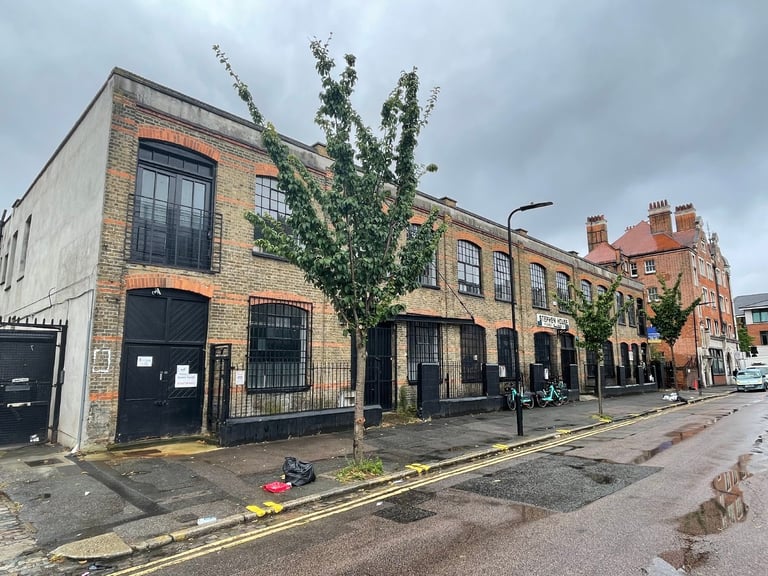 Storage Units to Rent in Hackney