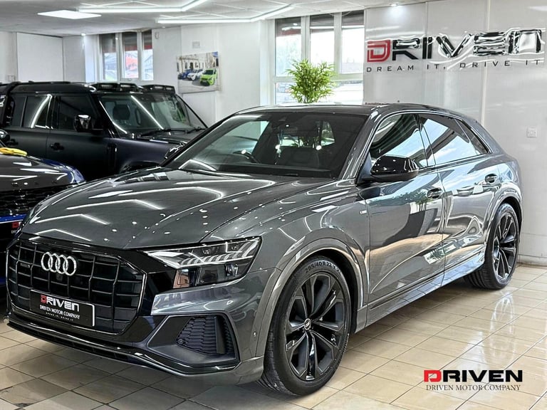 STUNNING ! 2021 AUDI Q8 S-LINE 50 BiTURBO BLACK EDITION 3.0 TDI + FREE DELIVERY!