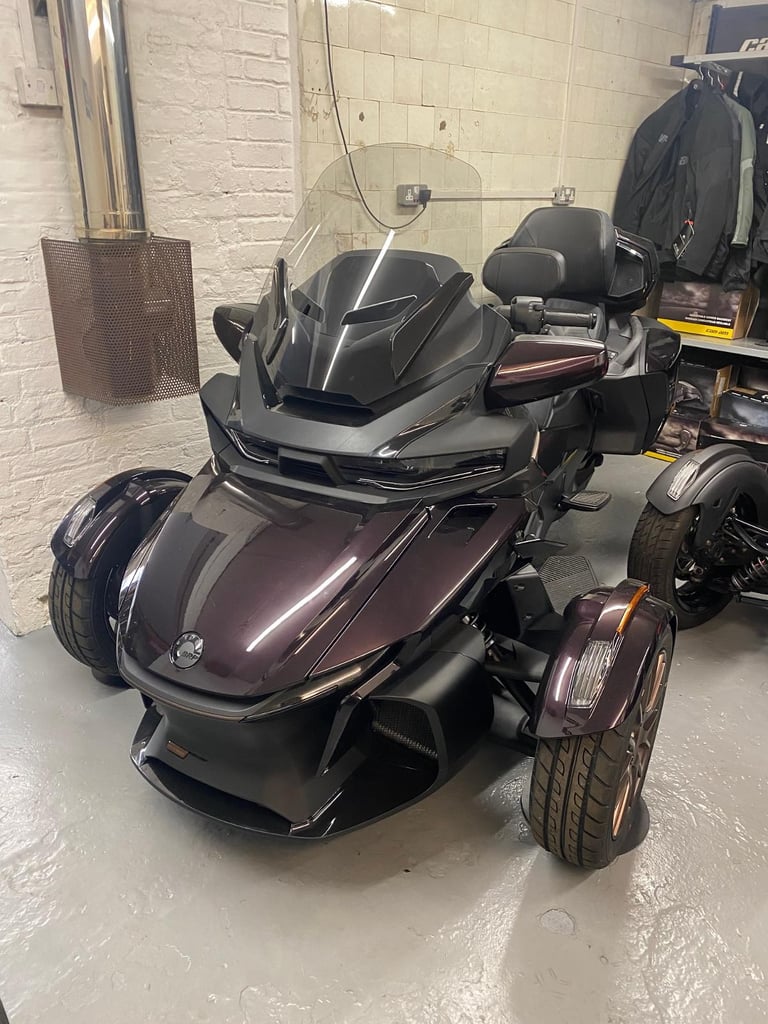 Can-Am RT Limited Sea-to-Sky Dusk Metallic