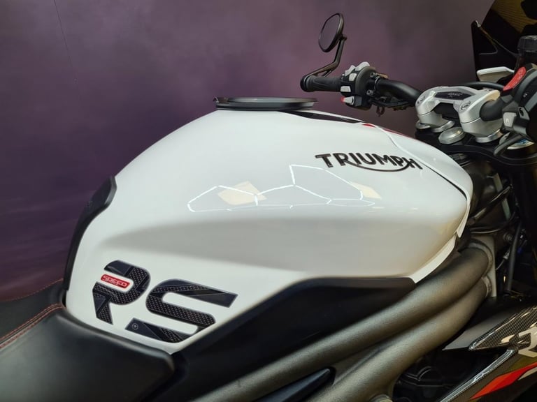 Triumph Speed Triple RS 1050 White 2018