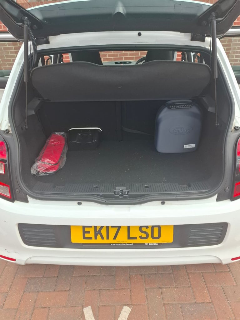 Renault, TWINGO, Hatchback, 2017, Manual, 999 (cc), 5 doors