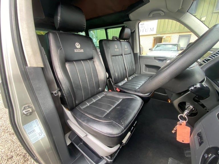 2012 Volkswagen Transporter Shuttle 2.0 TDI 140PS SE Minibus MPV DIESEL Manual