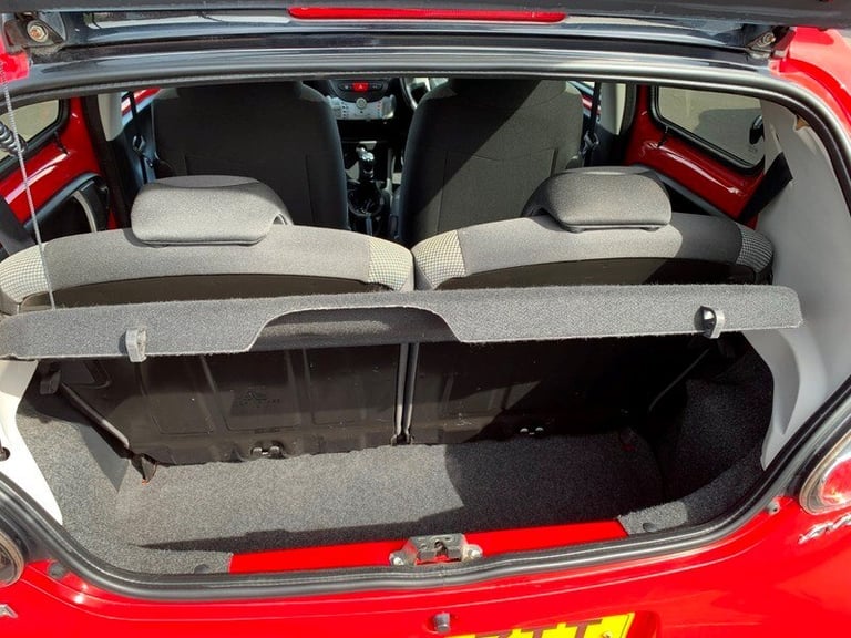 Toyota AYGO VVT-I MOVE WITH STYLE