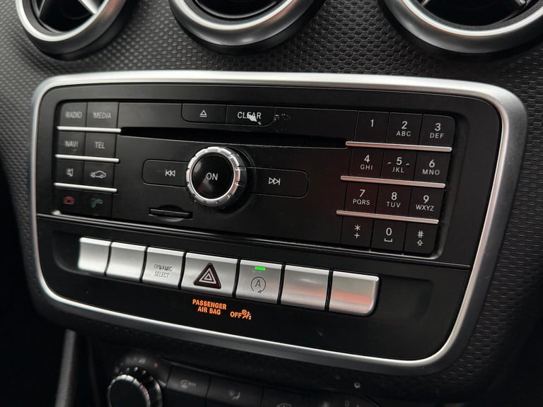 MERCEDES-BENZ A CLASS 1.5 A180d SE 7G-DCT Euro 6 (s/s) 5dr 2017