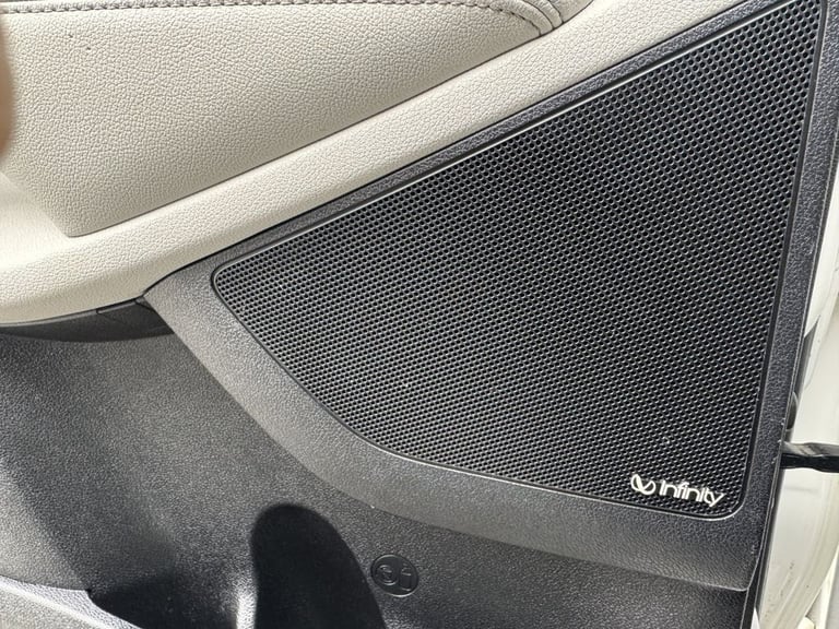 2017 Kia Sorento 2.2 CRDi KX-4 SUV 5dr Diesel Auto AWD Euro 6 (197 bhp) ESTATE Diesel Automatic