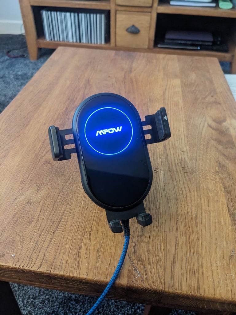 Air vent wireless charger 