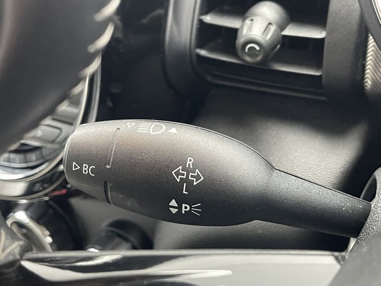 2019 MINI Hatch 1.5 Cooper Exclusive Hatchback 3dr Petrol Manual Euro 6 (s/s) (136 ps) Hatchback ...