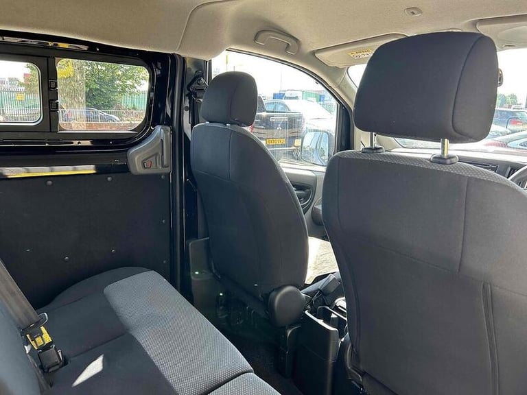 2020 Nissan eNV200 Evalia 40kWh Acenta Combi Van Double Cab 5dr Electric Auto (5 Seat, Quick Char...