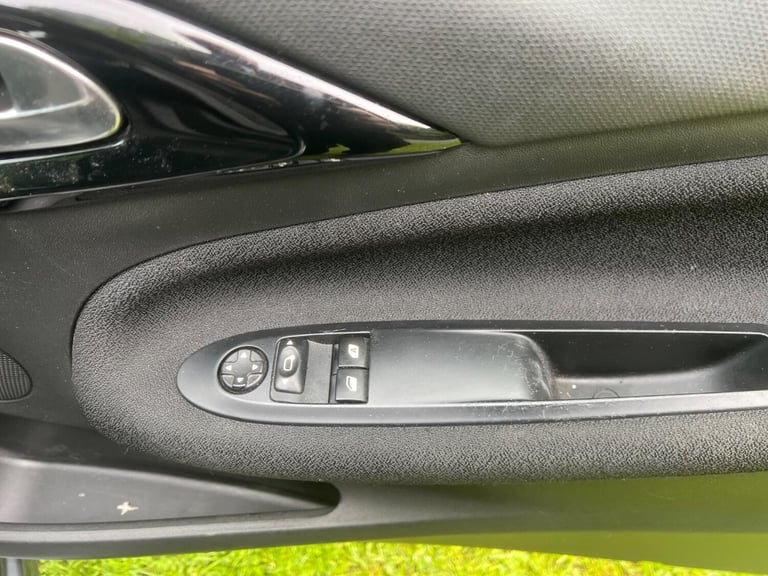 DS AUTOMOBILES DS 3 1.6 BlueHDi DStyle Nav Grey Manual Diesel 2015