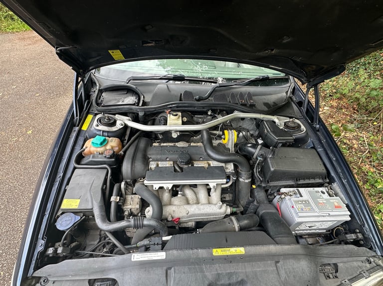 Volvo, C70, Convertible, 2005, Manual, 2319 (cc), 2 doors