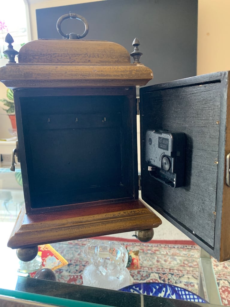 Wooden mantel clock