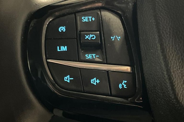 2025 Ford Transit Custom 2.0 EcoBlue 136ps H1 Van Limited Auto PANEL VAN DIESEL Automatic