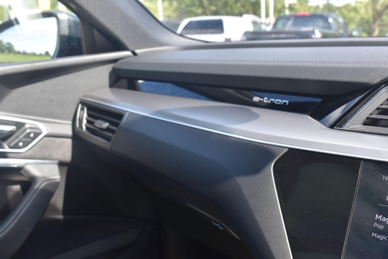 2021 Audi e-tron 55 Launch Edition Sportback Auto quattro 5dr 95kWh ESTATE Electric Automatic
