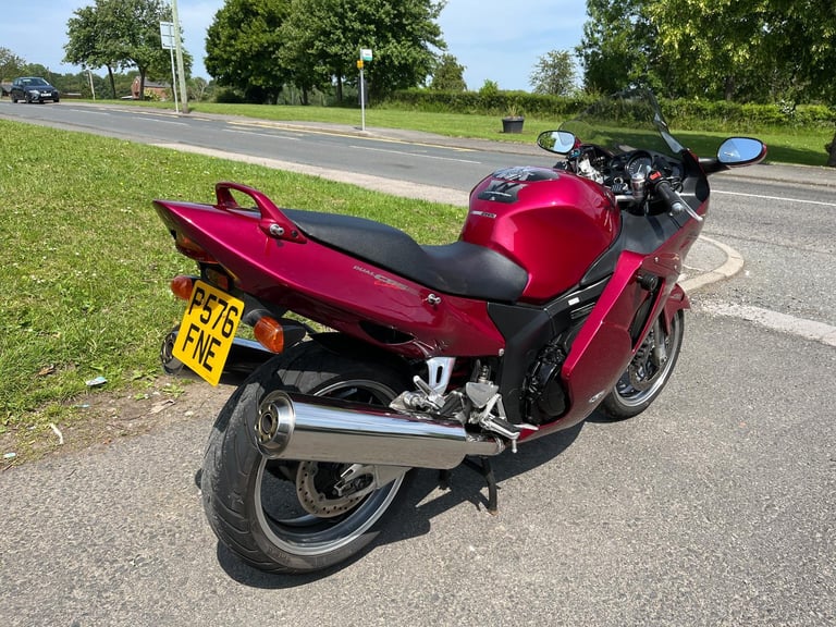 HONDA CBR1100XX-V BLACKBIRD, 1996(P), ONLY 28,061 MILES, SUPERB CONDITION, £2395