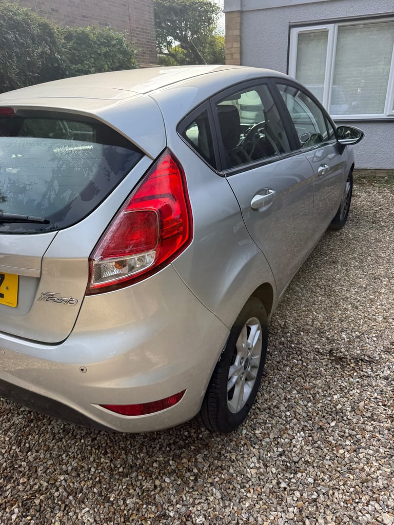 Ford, FIESTA, Hatchback, 2015, Manual, 998 (cc), 5 doors