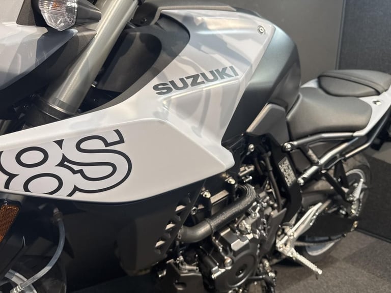 Suzuki GSX-8S Motorcycle Grey 611 Miles