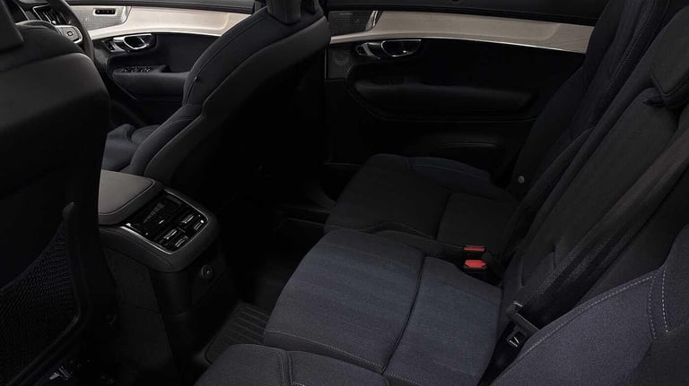 2025 Volvo XC90 Ultra, T8 AWD Plug-in hybrid, Electric/Petrol, Dark, 7 Seats ESTATE Petrol/Electr...