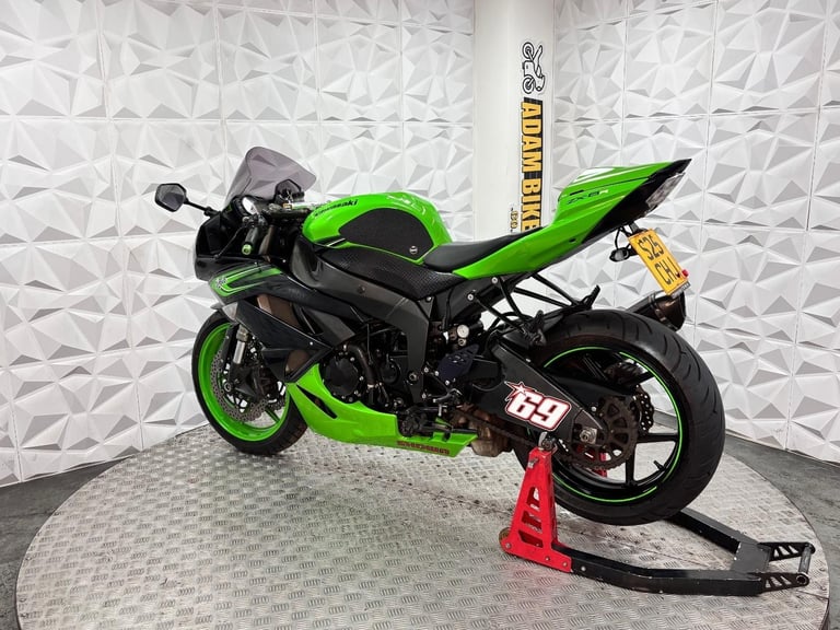 2012 Kawasaki ZX600 | *WARRANTY PROVIDED*