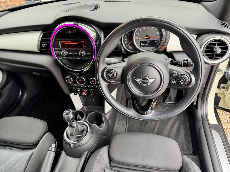 MINI HATCH 1.5 Cooper D 3-Door Hatch White Manual Diesel 2014 CHILI PACK