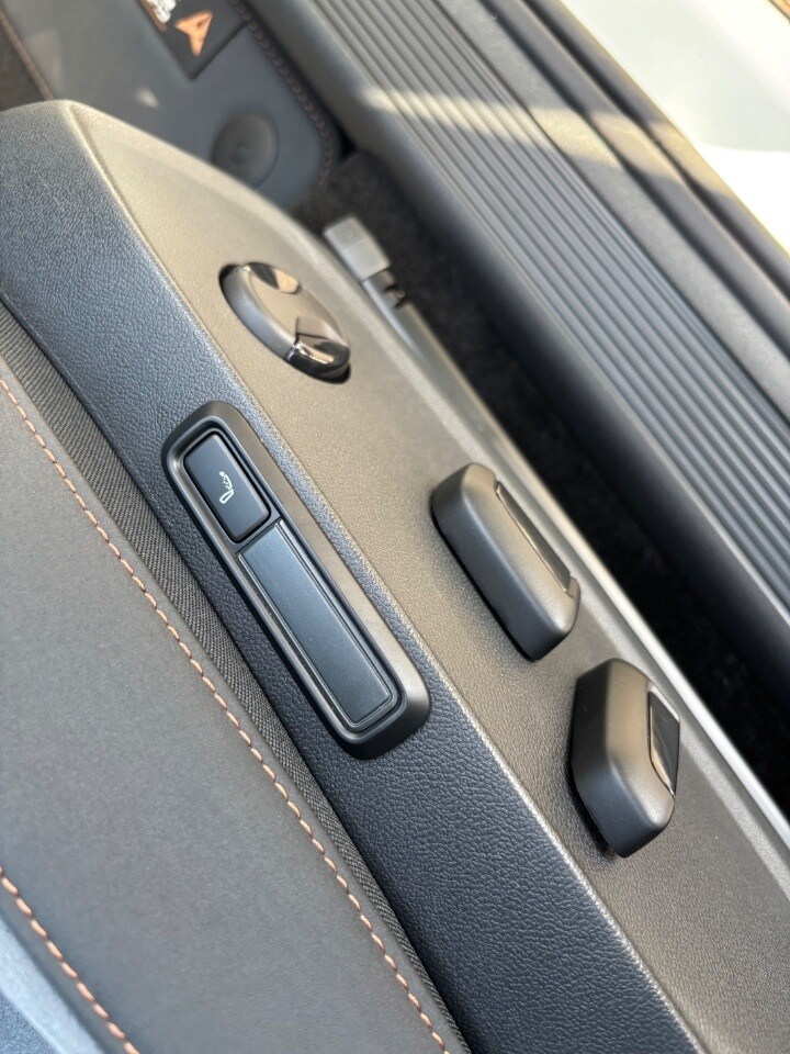  Cupra Born 170kW e-Boost V3 59kWh 5dr Auto Electric