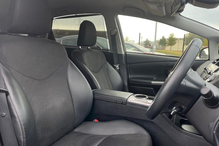 2020 Toyota Prius+ 1.8 VVT-h Excel MPV 5dr Petrol Hybrid CVT Euro 6 (s/s) (136 ps) Automatic MPV ...