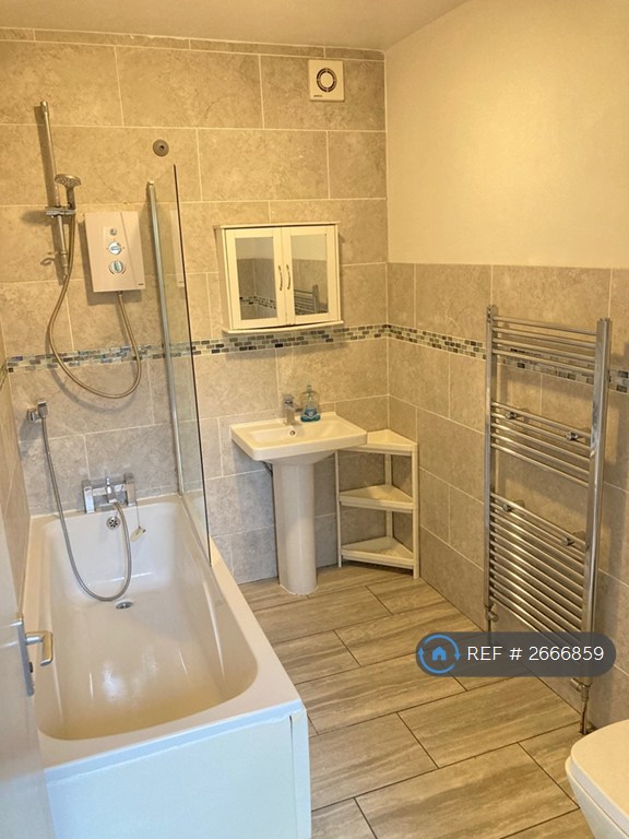 5 bedroom house in Vincent Street, Southampton, SO15 (5 bed) (#2666859)