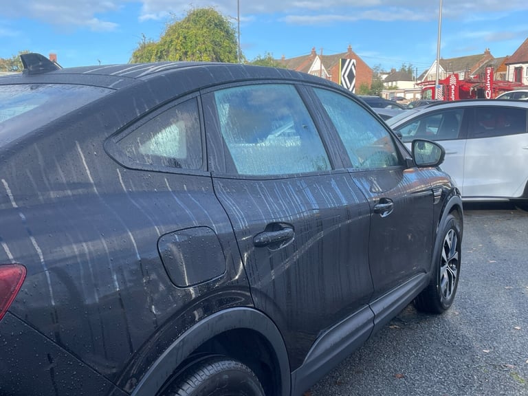 2022 Renault Arkana 1.6 E-TECH Hybrid 145 Iconic 5dr Auto Estate Hybrid Automatic
