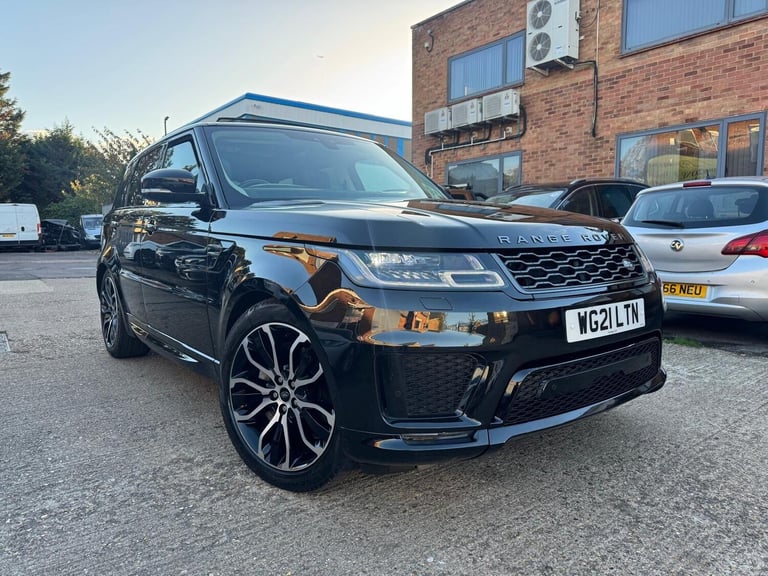 image for  Land Rover Range Rover Sport 3.0 D300 MHEV HSE Silver Auto 4WD Euro 6 (s/s) 5dr Diesel Automatic
